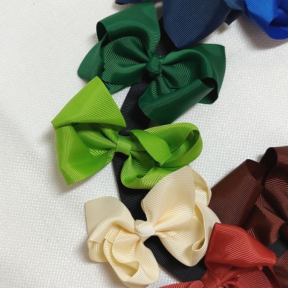 Hair Bows•Grosgrain Ribbon•Baker's Dozen Set (13) - Picture 4 of 8